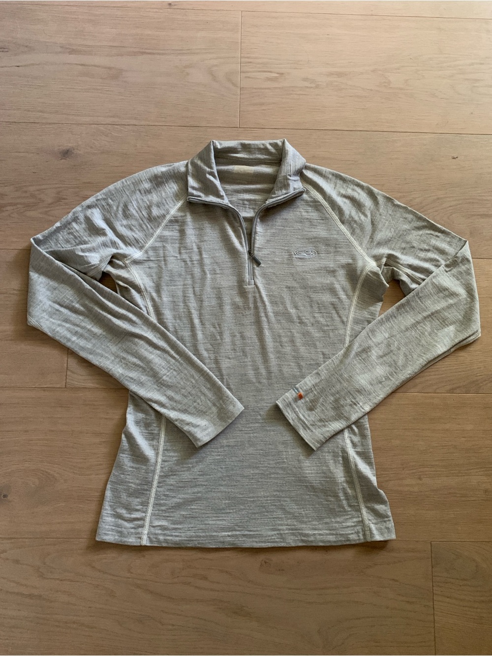 Icebreaker 200 Weight Merino Wool Base Layer Women’s S Outdoor Adventure Grey